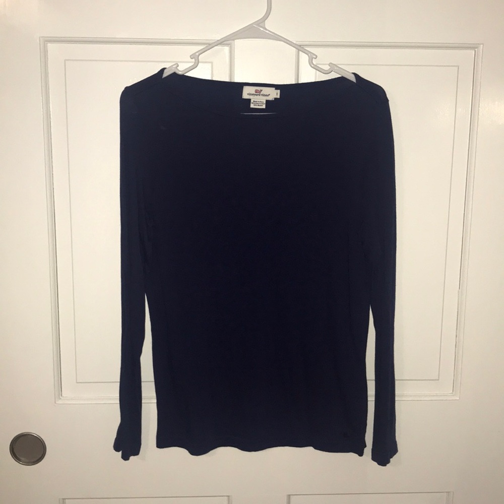 Vineyard vines navy top
